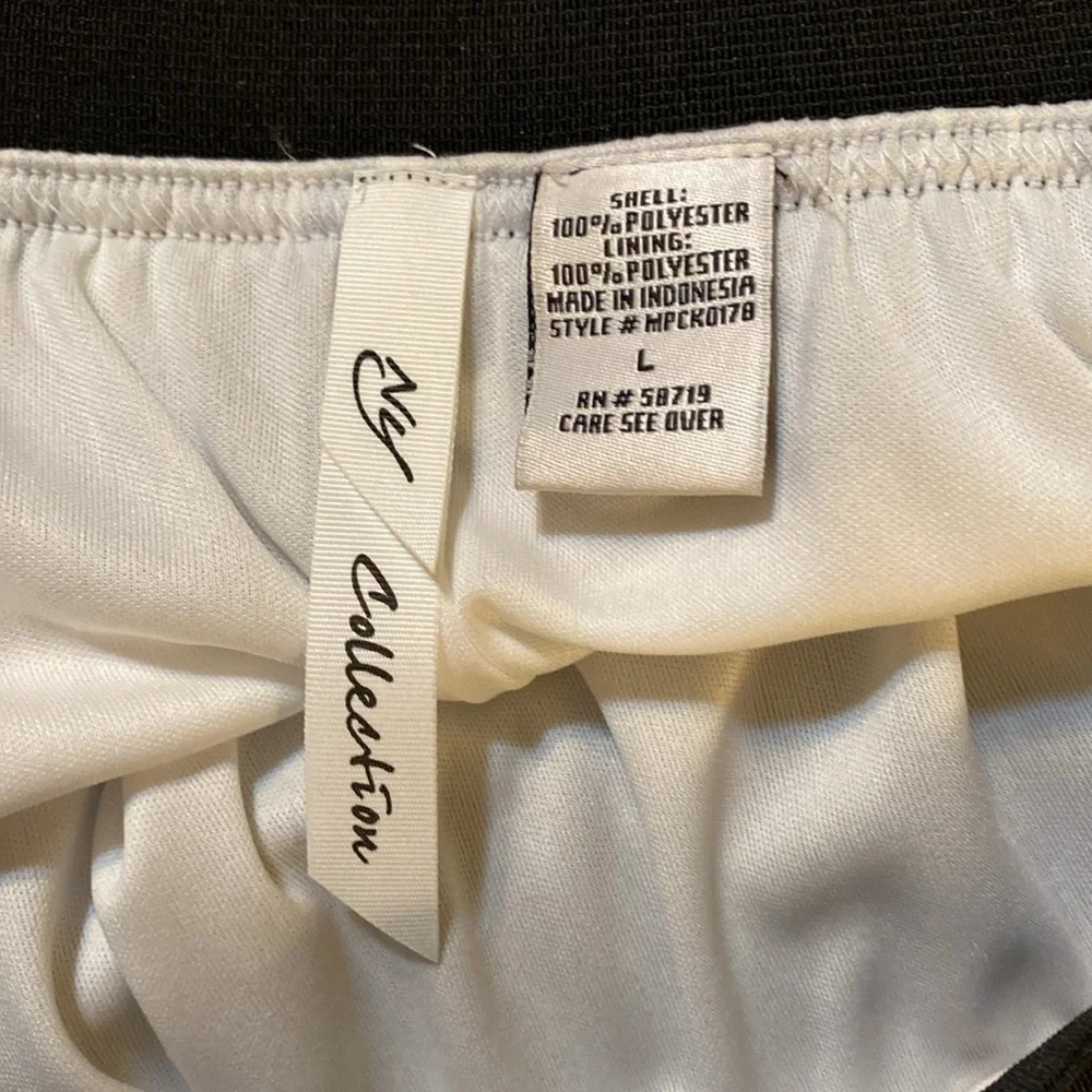 NWOT Sheer Overlay Skirt Size Large - Picture 5 of 5